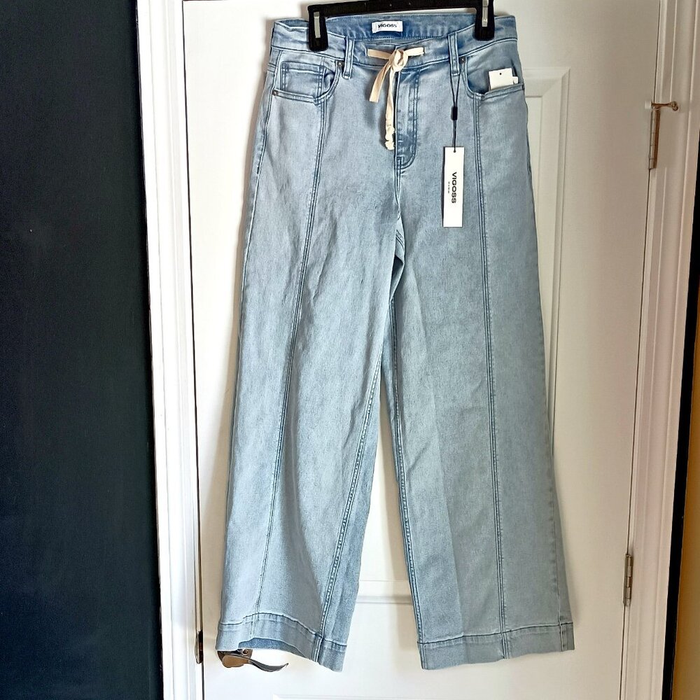 NEW! LIGHT WASH TIE FRONT WIDE LEG JEANS